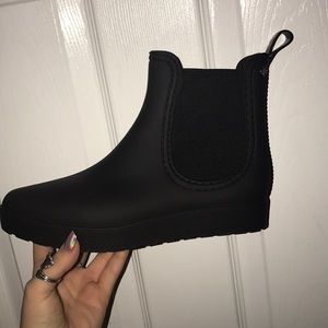 Black Ankle Rain Boots